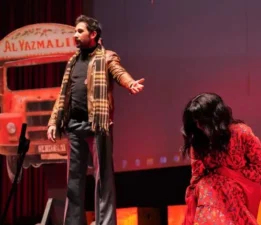 Memorial Sağlık Çalışanları Tiyatro Sahnesinde!