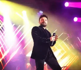 Tarkan’dan darp edilen Onur Akay’a geçmiş olsun telefonu!