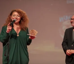 11.Yeni Tiyatro Dergisi Emek ve Başarı Ödülleri’nde  Hücreler Oyunu İki Ödül Aldı!