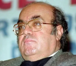 Uğur Mumcu ve Aydınların Sorumluluğu