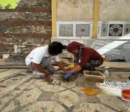 İki bin yıllık mozaiği kadınlar günyüzüne çıkarıyor