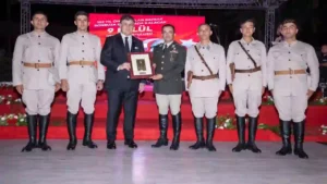 İzmir‘in kurtuluşunun 102’nci yıl dönümü kutlamaları kapsamında İzmir Büyükşehir Belediye