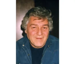 Tiyatrocu Beklan Algan Anılıyor!