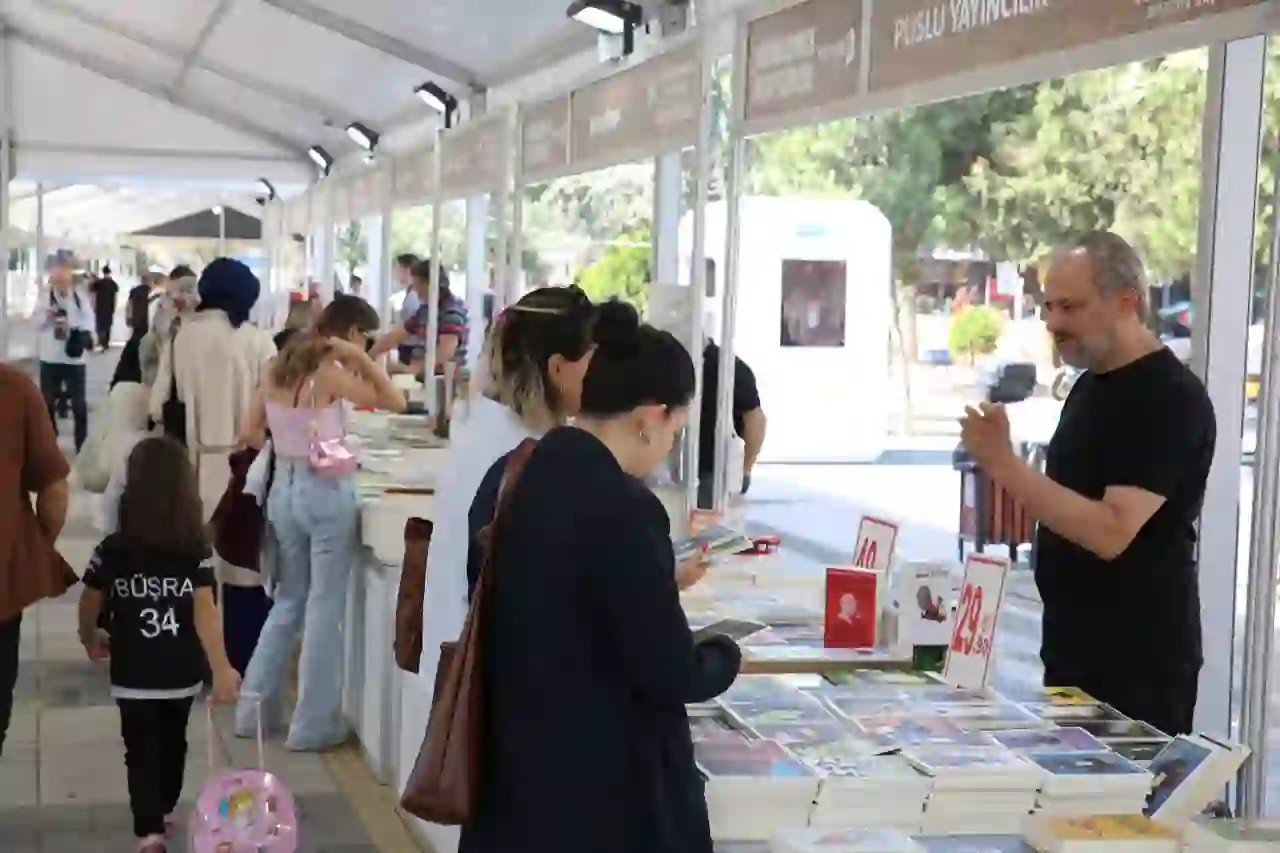 Kitap Günleri 4