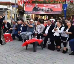 “Cumhuriyet Her Yerde” Tire’de tarihi akşam