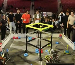 Geleceği Kodlayan Gençler Küçükçekmece’de ‘Vex Robotics Turnuvası’nda Buluştu