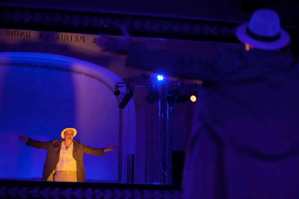 Meraklısı İçin Öyle Bir Hikaye