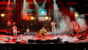 Türk pop müziğinin sevilen sanatçılarından Yaşar, önceki akşam Jolly Joker