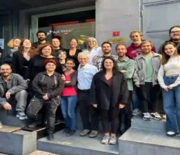 Açık Radyo kapandı 11 Kasım’da Apaçık Radyo yayında!