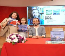 “Çocuklara yazma ve çizme sevgisini aşılamak bana esin veriyor”