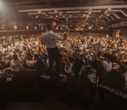 Berkay, Bursa Jolly Joker’deydi!