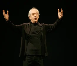 İstanbul Tiyatro Festivali Genco Erkal’ı Anıyor