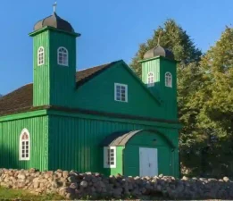 Polonya’nın en eski ahşap camii: Kruszyniany Camii