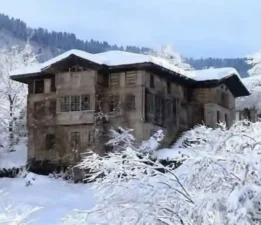 Karlı Karadeniz’de Yalnız Köyevi