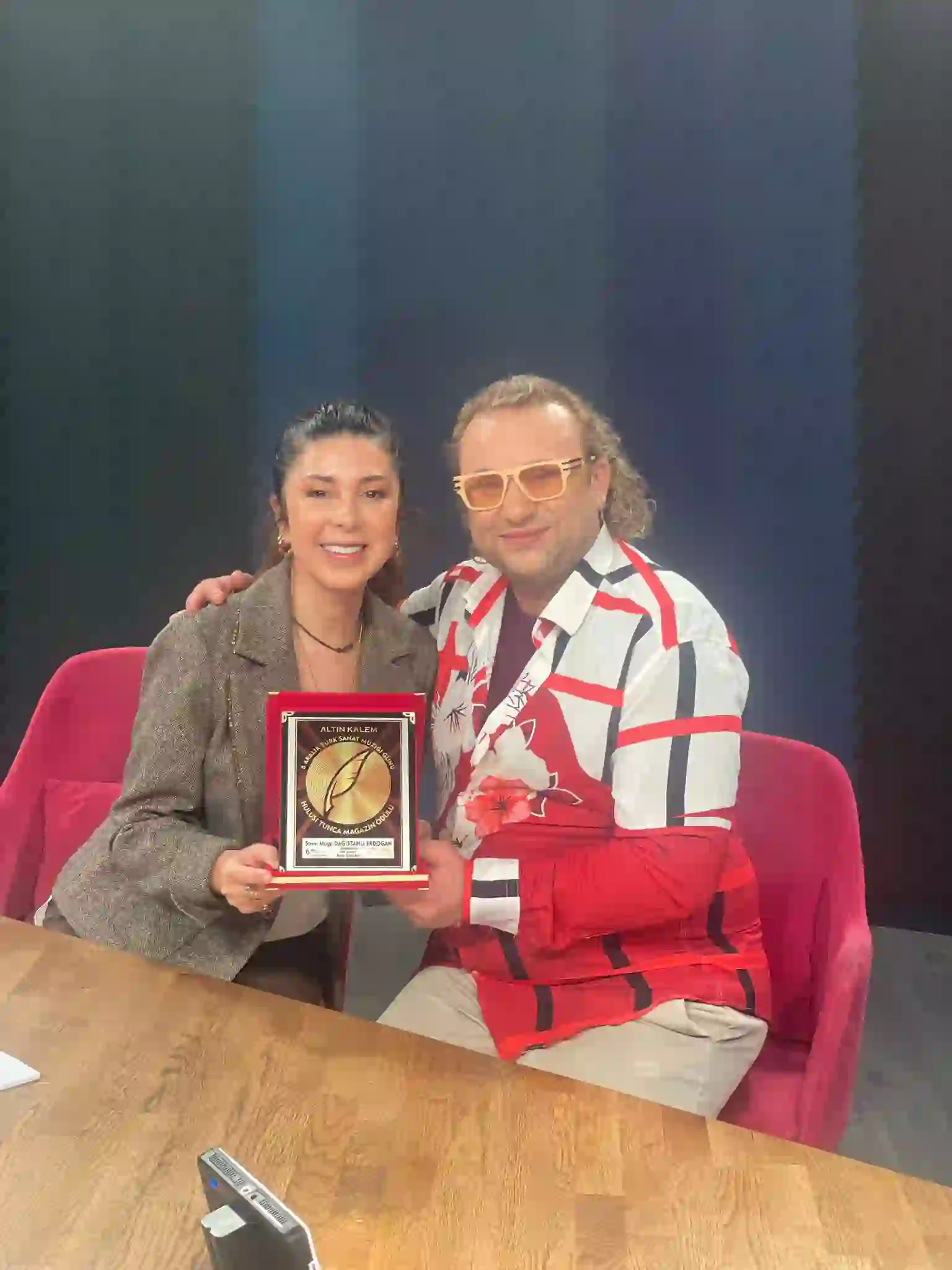 Müge Dağıstanlı Erdoğan - Onur Akay