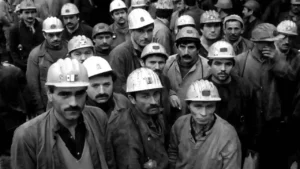 Garanti BBVA tarafından kurulan Salt, fotoğrafçı ve foto muhabiri Ali
