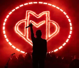 Mabel Matiz Sevgililer Günü’nde Volkswagen Arena’da!