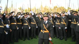 Ne yapmıştı teğmenler? Resmi tören bittikten sonra şu yemini etmişlerdi: