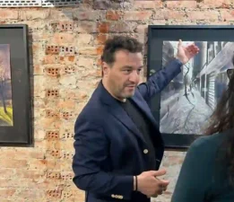Andreas Georgiadis’den İstanbul’a ve Şiire Övgü Sergisi
