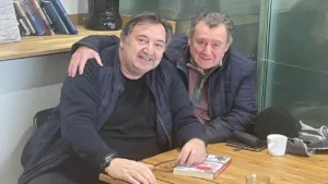 Birkaç haftadır Stockholm’deydim. Dakika bir gol bir; salya sümük, öksürük,