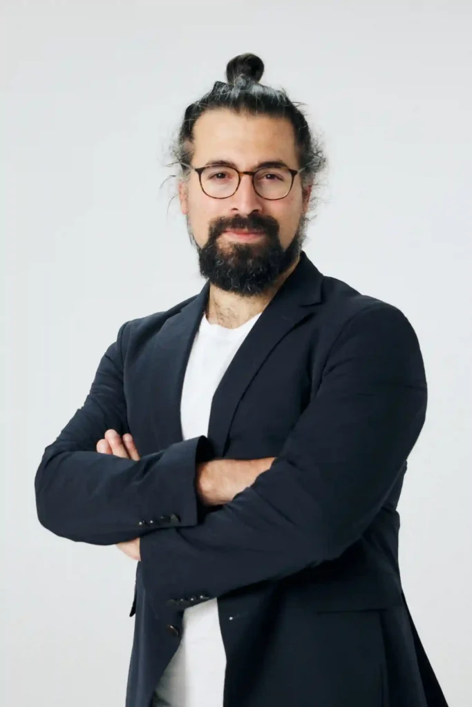 Aram Gözbek