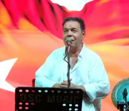 Balık Ayhan yaşamını yitirdi