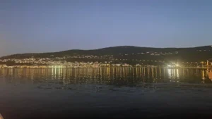 Değişiklik olsun diye, doğum günümü kutlamaya eşim ve baldızımla Samos’a