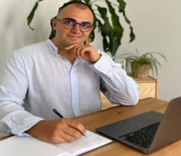 Girişimci Osman Dora Kezer’den internet platformu: Monk Space