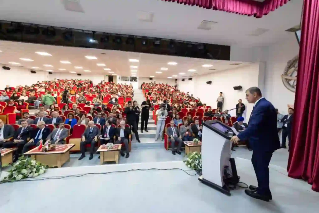 Başkan Tugay Önceliğimiz inovasyon02