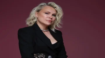 Demet Tekin’in “Çırpınırdı Karadeniz”i yorumladı