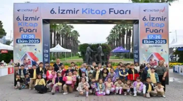 İZKİTAP’a genç-yaşlı okur akını