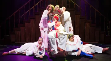 Bursa Şehir Tiyatrosu Kısa Süren Saltanat’ı Kağıthane’de sahneliyor