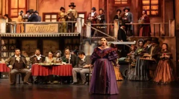 La Bohème Operası’nın ilkgösterimi yapıldı