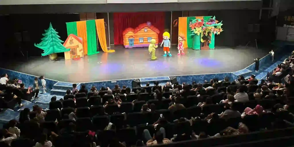 Sürpriz_Yumurta_Müzikali.._04