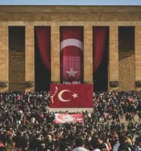 Bilen Birleştirir, Yarım Bilen Böler!