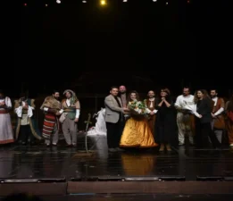 “Ağrı Dağı Efsanesi”, Yaşar Kemal Yılı’nı Bursa’da Taçlandırdı