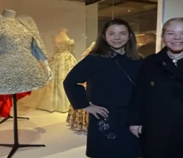 Dice Kayek’in Couture Tasarım’ı, Palais Galliera’daki “Tisser, broder, sublimer” Sergisinde