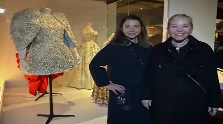 Dice Kayek’in Couture Tasarım’ı, Palais Galliera’daki “Tisser, broder, sublimer” Sergisinde