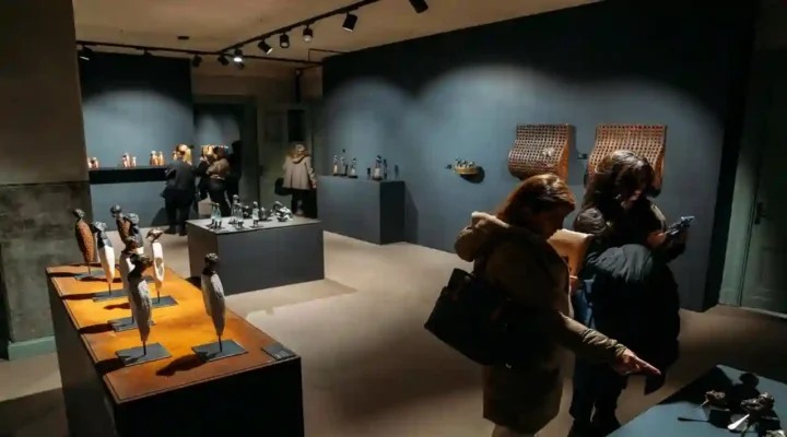 Alaylı Düşüncenin İzini Süren “Oda Oda” Sergisi Metrohan’da!