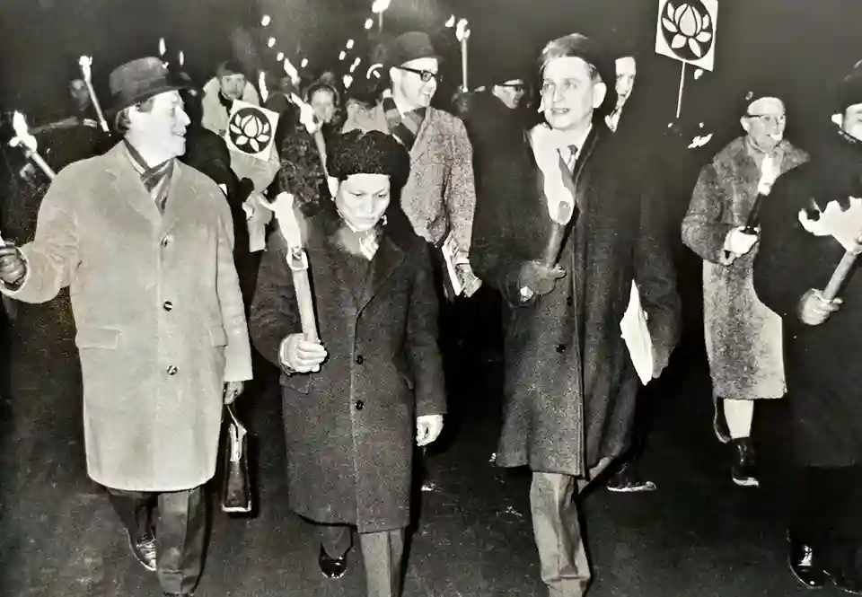 olof-palme-vietnamdemonstration
