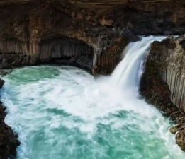 Aldeyjarfoss Şelalesi-İzlanda