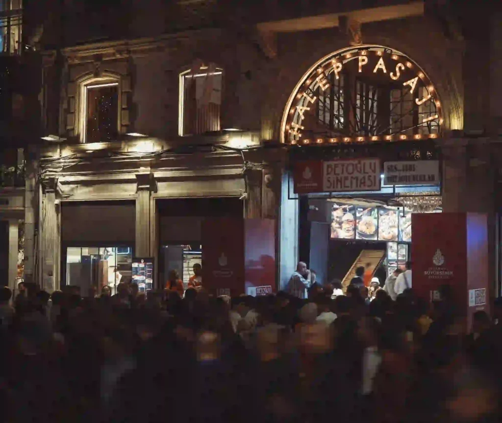 Beyoglu Sinemasi (2)