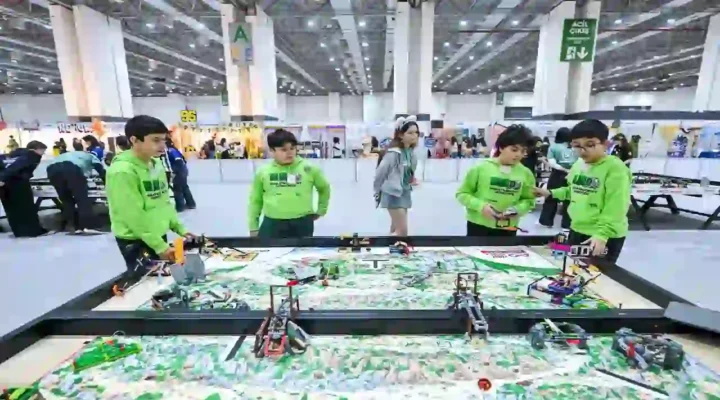 FIRST LEGO League Ulusal Turnuvası Fuar İzmir’de başladı