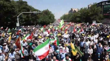 Direnen İran Neyi Simgeliyor?