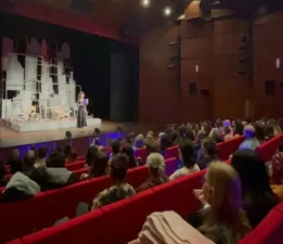 Şehir Tiyatroları Sahnelerinde Kadınların Sesi Yükseldi