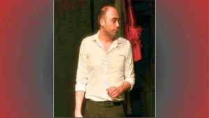 Yazar Betül Fırat,  tiyatro sanatçısı, briç sporuna gönül veren, avukat