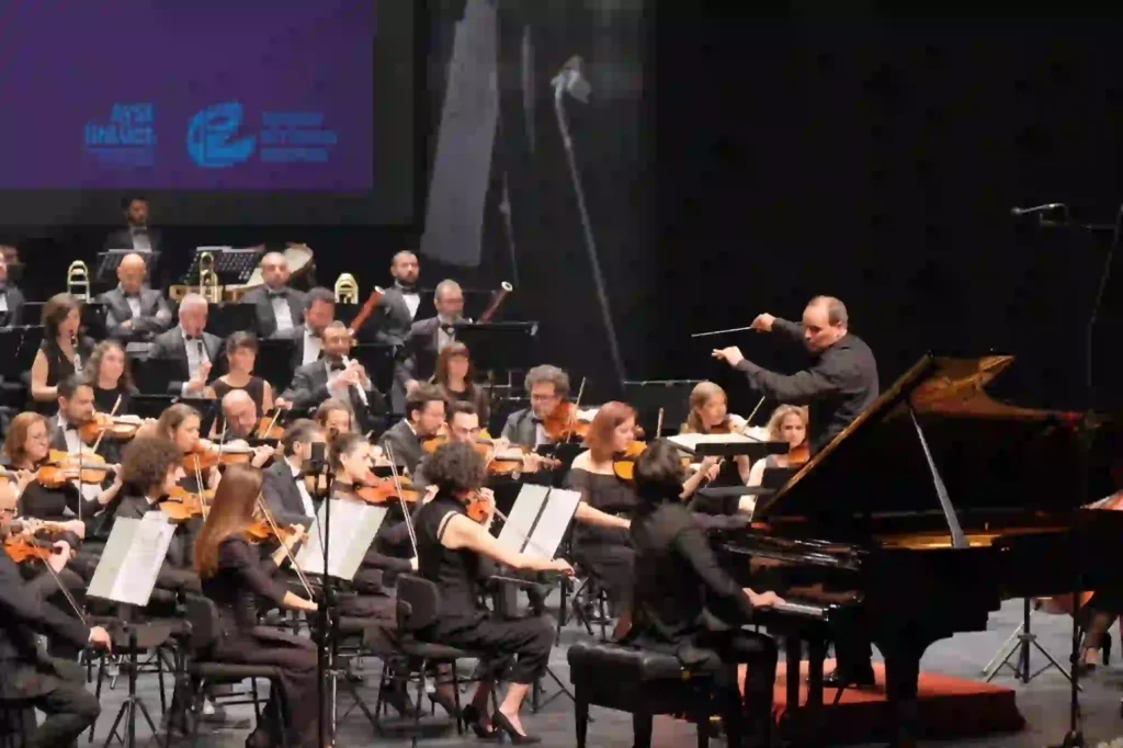 Eskisehir BB Senfoni Orkestrasi (4)