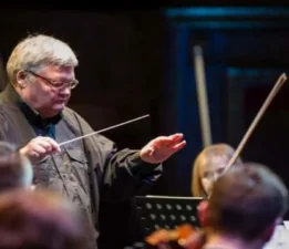 Ölüm Rus kemancı-orkestra şefini İstanbul uçağında yakaladı