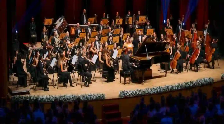 CRR Senfoni Orkestrası Süleyman Seba Kültür ve Sanat Merkezi’nde!