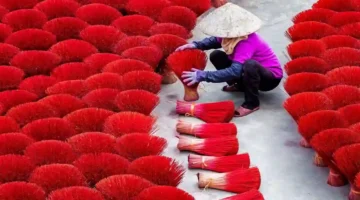 Vietnam’da yüzyıllık tütsü geleneği yaşatılıyor
